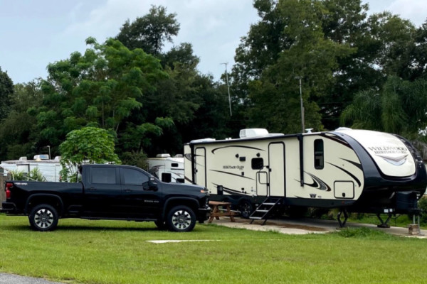 2021 Mrs. Wheels luxury Adventures RV sleeps 8