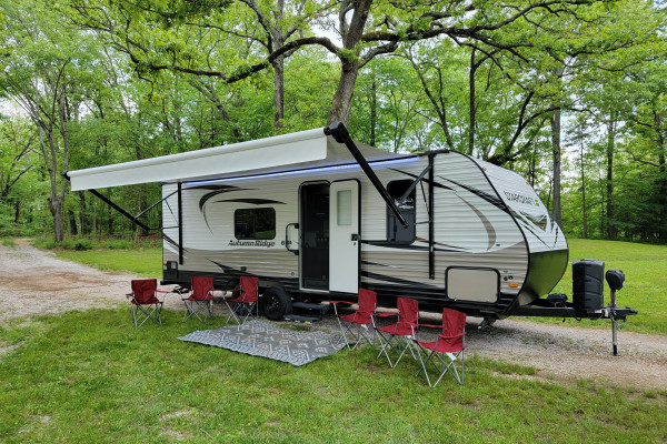 2021 Starcraft Autumn Ridge - Easy to Pull and Set Up!