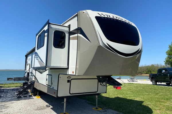 New! 2023 Heritage Glen - Elite VIP Optional Tow Vehicle!