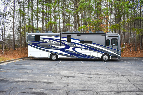 2022 Holiday Rambler Endeavor