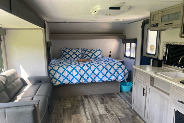 6 person, family friendly & Roomy!