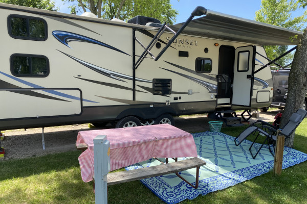 Double Bunkhouse | Sunset Trail | Super Lite