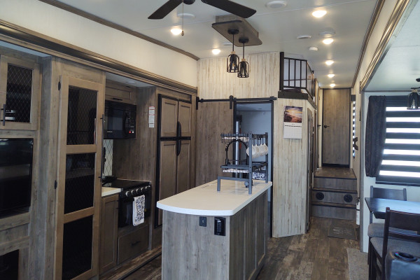 2021 Family Palace on Wheels with 2 bedrooms, bed loft, washer/dryer!