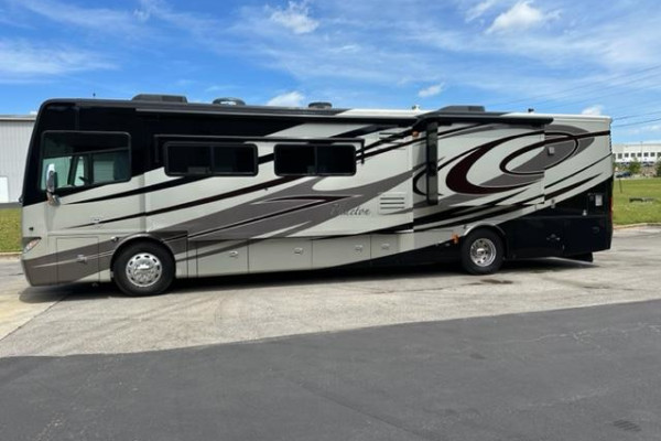 2011 Phaeton Phaeton Motorhome with Internet