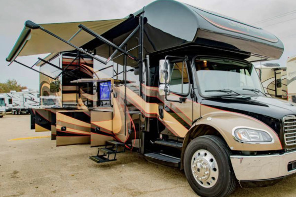 2018 Jayco Seneca (Super C ) Diesel