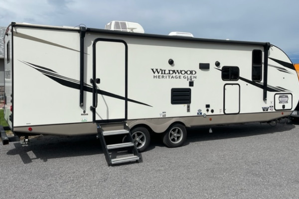 2022 Forest River Wildwood Heritage Glen HL