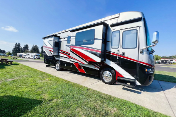 2022 Ventana Ventana Motorhome