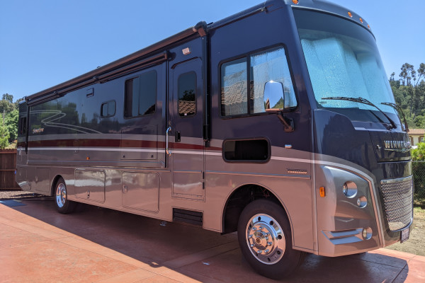 2021 Winnebago Adventurer aka 