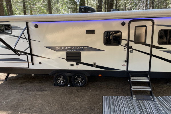 2022 Heartland RVs Sundance Ultra Lite