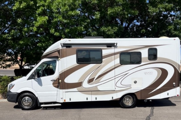 2017 Renegade Villagio 25MBS