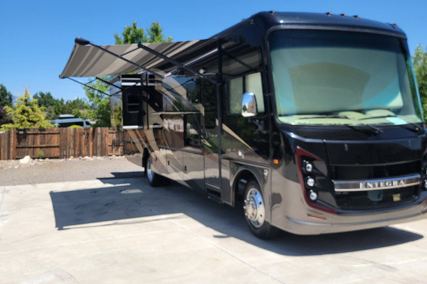2019 Entegra Coach Emblem