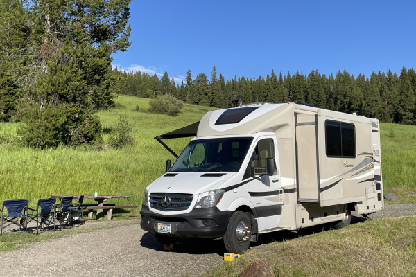 Coachmen Prism Mercedes Sprinter - All gear included