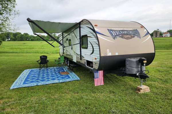Duff's Excellent Adventure RRV Rental2017 Forest River Wildwood X-Lite