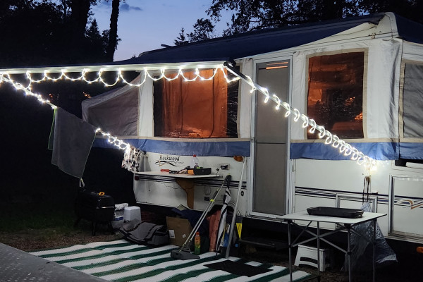 *Rocky the Roomy Popup Camper* A/C, Heat, Sink, Cooktop, Remote Work Space