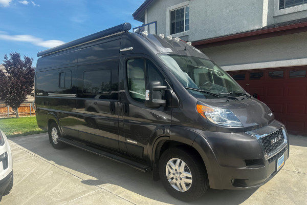 2022 Winnebago Travato