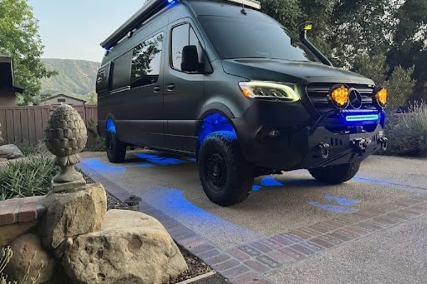 Beefcake: New Sprinter 170 4X4 Super Premium pro build by Rossmonster!