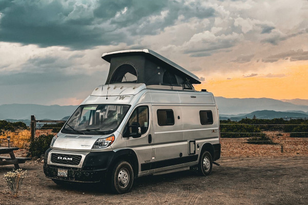 2021 Winnebago Solis 59P *Katusha*