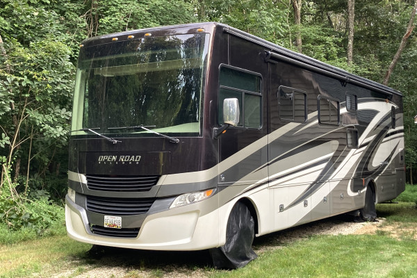 Classy Lady - 2019 Tiffin Allegro - Sleeps 10 w/ Bunkbeds