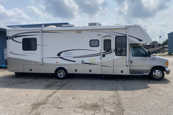 2004 Gulf Stream Ultra Supreme