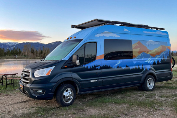 Find Your Blue- Vandoit Campervan | Dog Friendly | Bike Rack