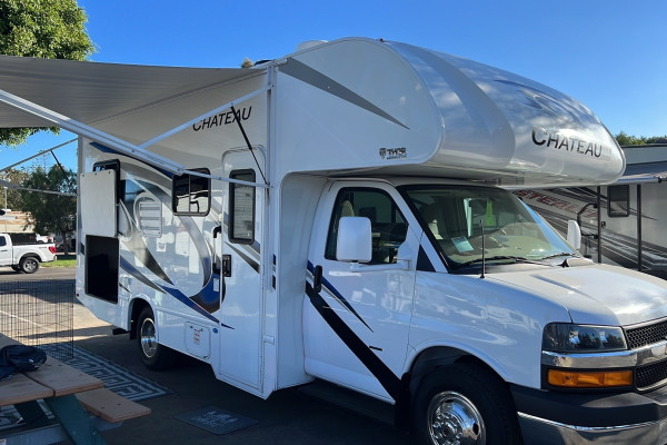 2021 Thor Chateau 22E