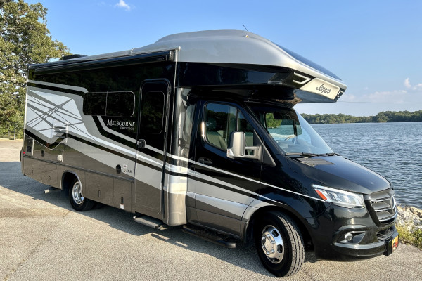 “Sugarbear Express #11” - Marilyn Monroe the 2022 Jayco Melbourne