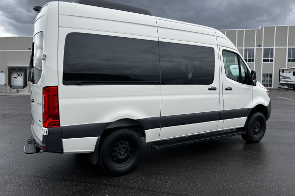 12 Passenger 4x4 Sprinter