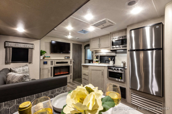 2022 Coachmen Catalina Legacy