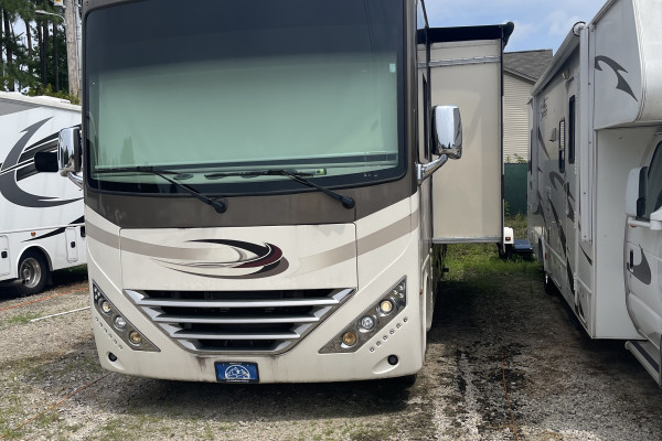 2018 Thor Hurricane 35M