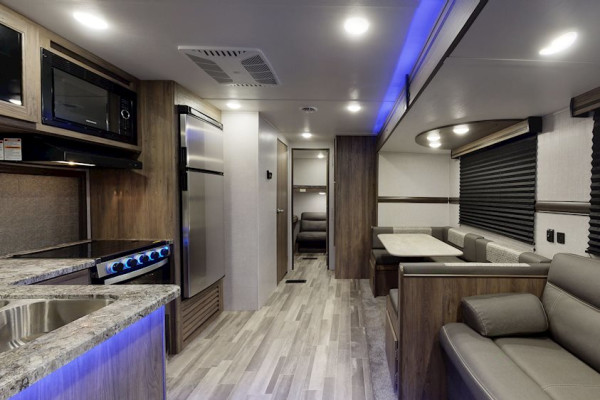 2022 Crossroads RV Zinger