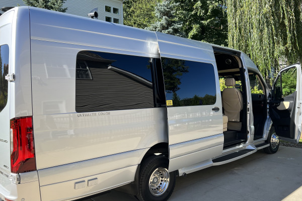 *2024 Ultimate Toys Mercedes Luxury Coach- The Luxorr