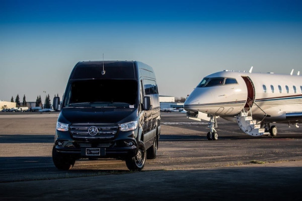 2023 Mercedes Benz 