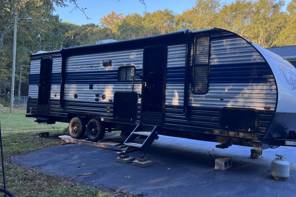 2021 Forest River Cherokee Grey Wolf Black Label