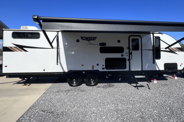 2023 Forest River Wildwood X-Lite Platinum