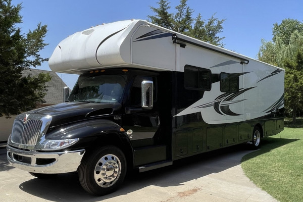 El Capitan - The Nexus Super C