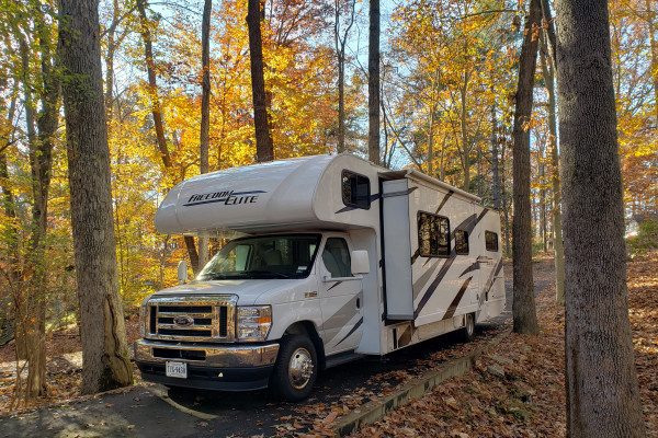 2022 Thor Freedom Elite 30FE High Tow Capacity and Bunk Beds