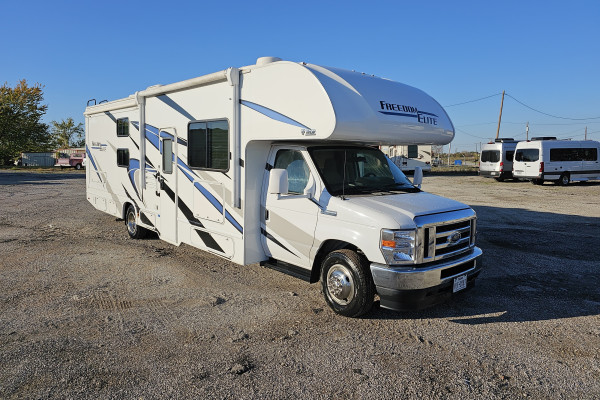 2021 Thor Motor Coach Freedom Elite