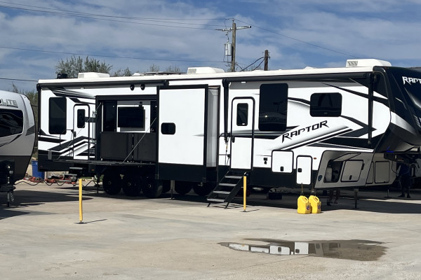 2022 Keystone RV Raptor Toy Hauler