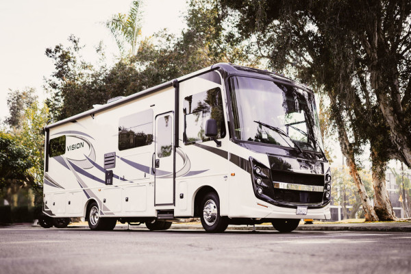 2022 Entegra Vision 32' Class A