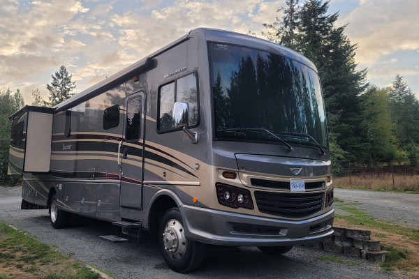 Fleetwood Bounder 35K