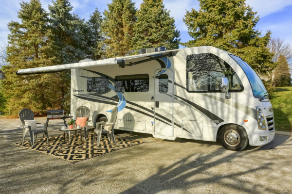 Your Wanderlust on Wheels Awaits!