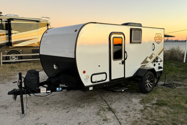 The Adventure Mobile - Coleman Rubicon 1400bh