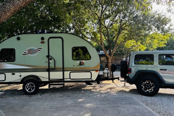 Lily POD Teardrop Camper - 2500lb (Delivery Available)