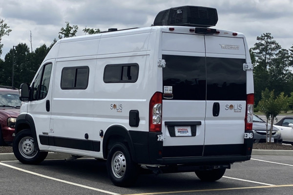 2023 Winnebago Solis Pocket