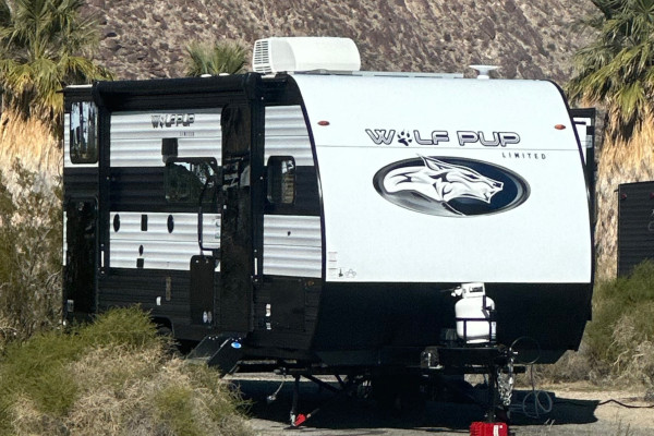 Brand New 2024 WolfPup17JW - Sleeps 6+, Slide Out, outdoor fridge & speaker