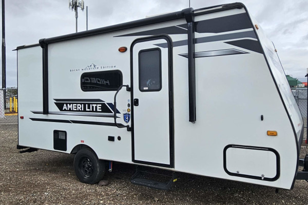 Perfect weather to get Outdoors! 2023 Gulf Stream Bunkhouse