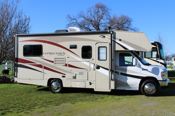 24' Leprechaun 2016 -  Easy to Drive