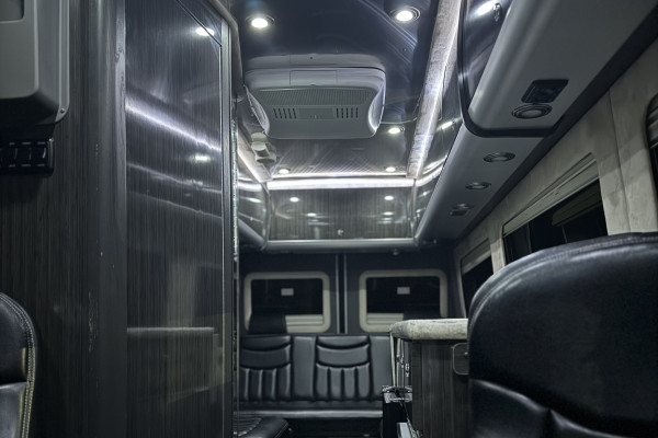 2014 Airstream Interstate - Luxury Camper Van