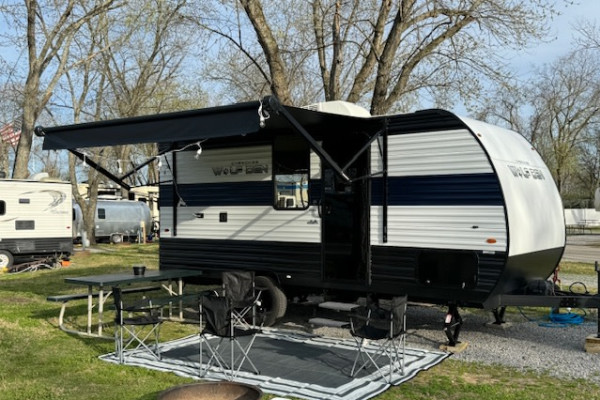 The Wolf Den (Veteran Owned) Delivered Only