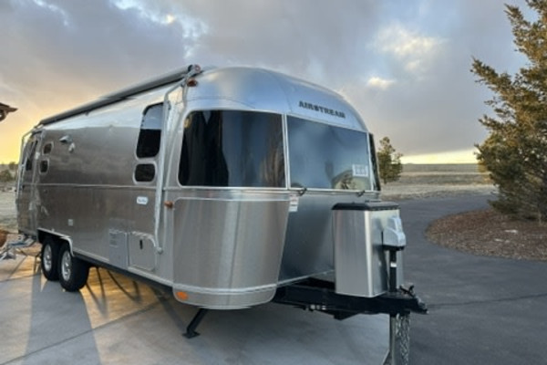2020 Airstream Flying Cloud 